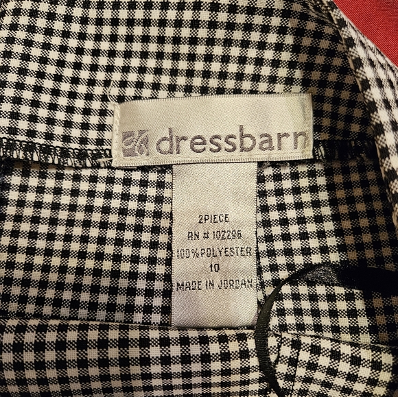 Cute dressbarn skirt - Picture 2 of 2